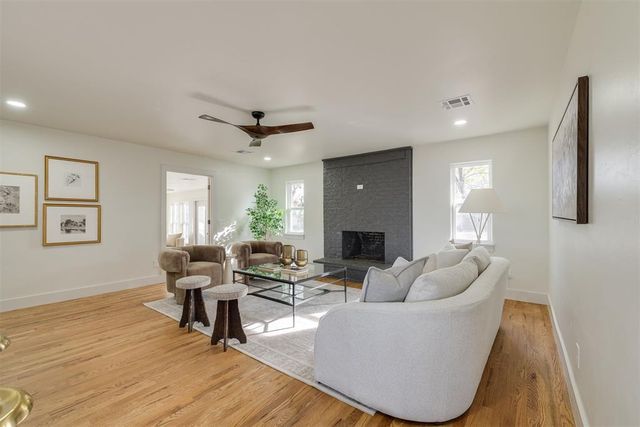 1500 Winchester Drive, Edmond, OK 73034