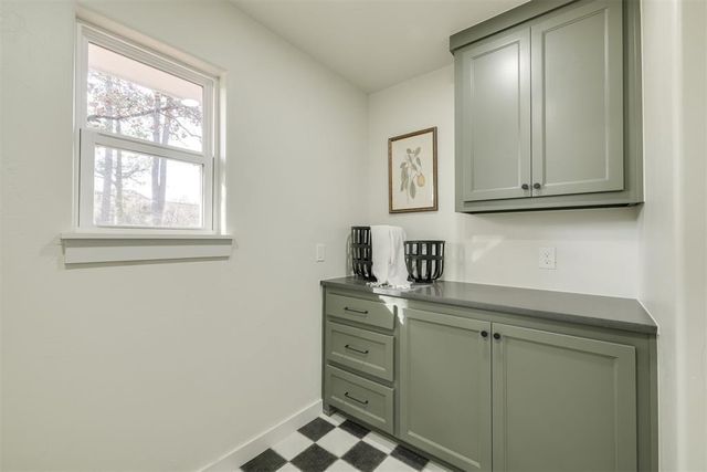 1500 Winchester Drive, Edmond, OK 73034