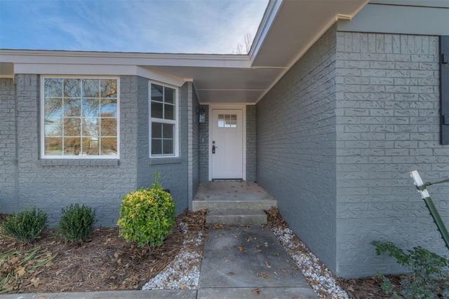 1500 Winchester Drive, Edmond, OK 73034