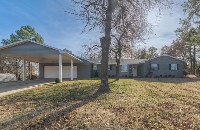 1500 Winchester Drive, Edmond, OK 73034