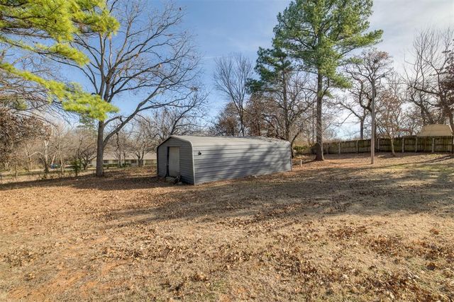 1500 Winchester Drive, Edmond, OK 73034