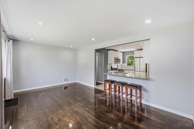 5417 Cannas Drive, Cincinnati, OH 45238