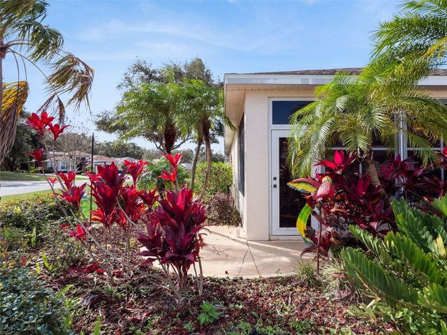 20500 QUEEN ALEXANDRA DRIVE, Leesburg, FL 34748