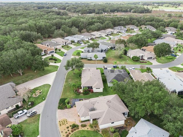 20500 QUEEN ALEXANDRA DRIVE, Leesburg, FL 34748