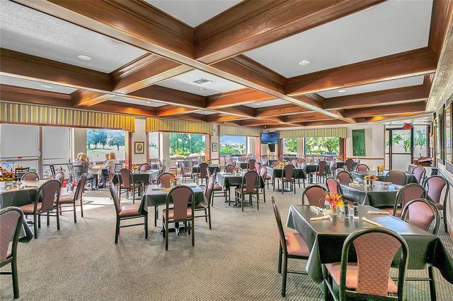 20500 QUEEN ALEXANDRA DRIVE, Leesburg, FL 34748