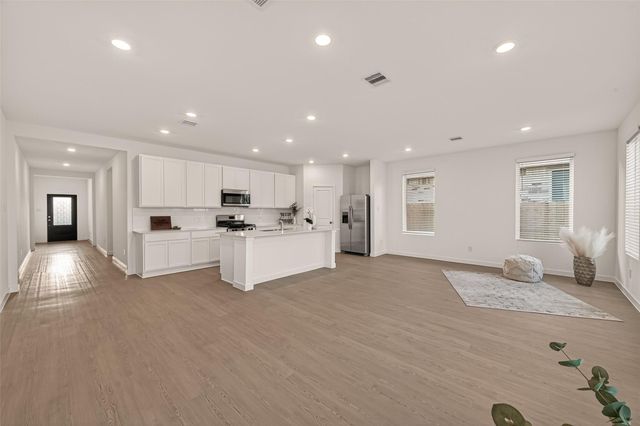 3048 Waterwood Pass Drive, Katy, TX 77493
