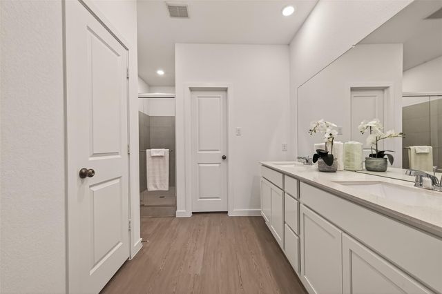 3048 Waterwood Pass Drive, Katy, TX 77493