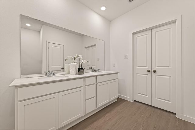 3048 Waterwood Pass Drive, Katy, TX 77493