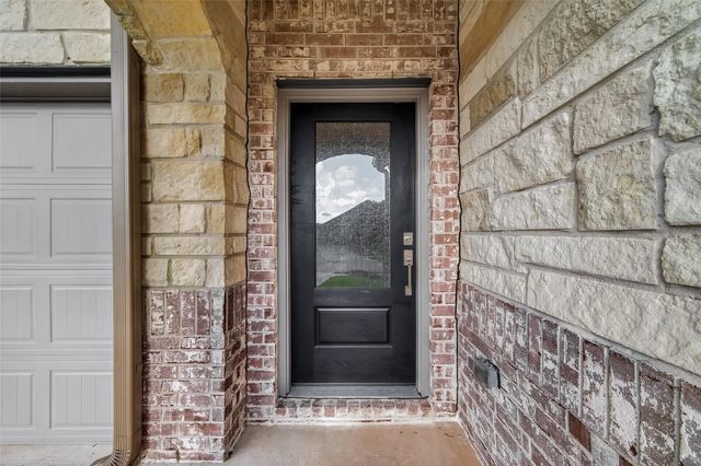 3048 Waterwood Pass Drive, Katy, TX 77493