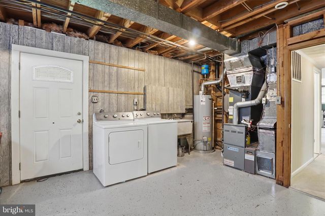 8627 BRADDOCK AVE, Alexandria, VA 22309