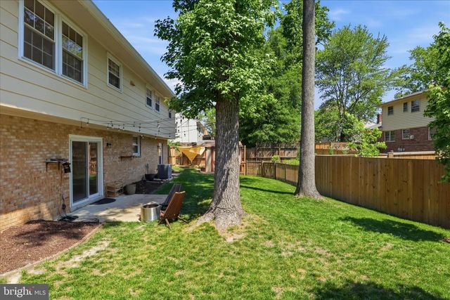 8627 BRADDOCK AVE, Alexandria, VA 22309
