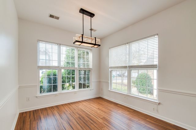 321 Shady Creek Ln, Nashville, TN 37211