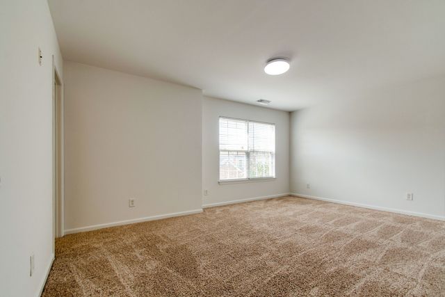321 Shady Creek Ln, Nashville, TN 37211