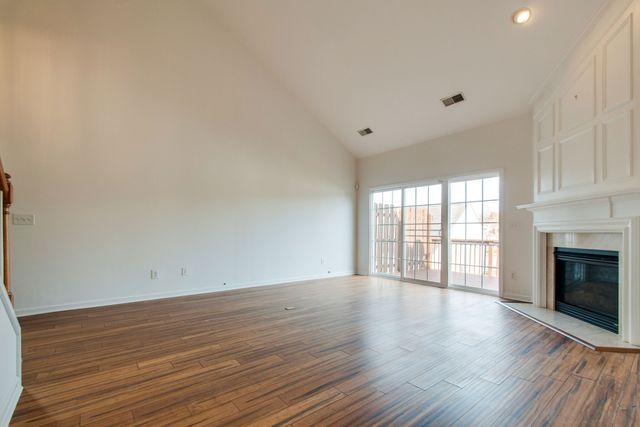 321 Shady Creek Ln, Nashville, TN 37211