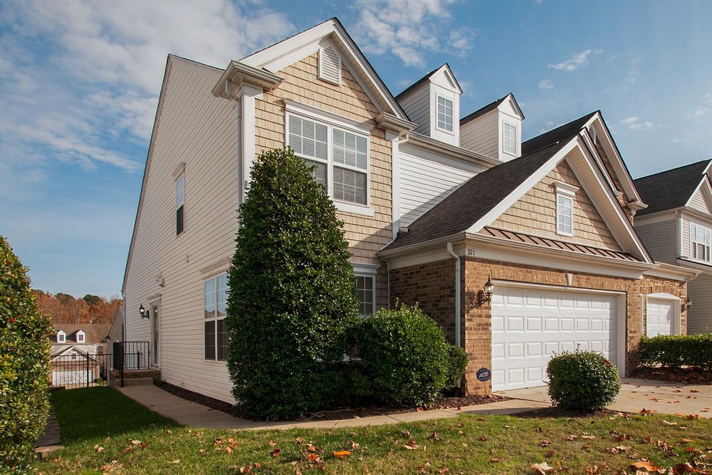 321 Shady Creek Ln, Nashville, TN 37211