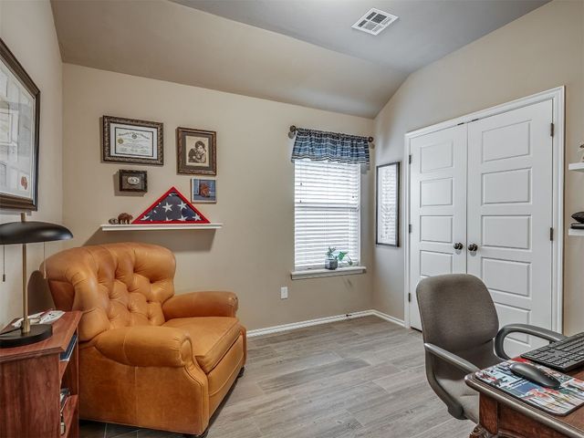 2204 Cale Cove, Yukon, OK 73099