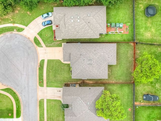 2204 Cale Cove, Yukon, OK 73099