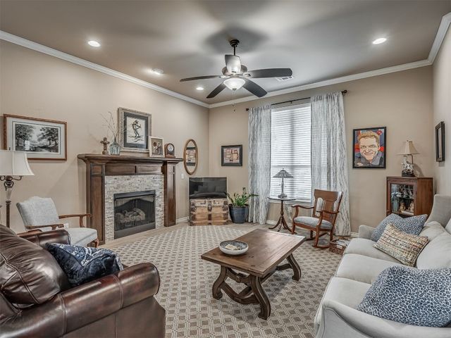 2204 Cale Cove, Yukon, OK 73099