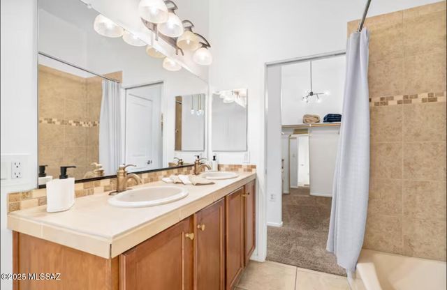 2016 E River Rd Unit 204, Tucson, AZ 85718