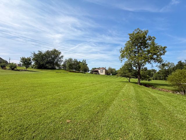 90 Owens Ferry Road, Somerset, KY 42501