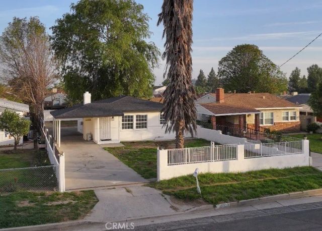 15320 Bledsoe, Sylmar, CA 91342