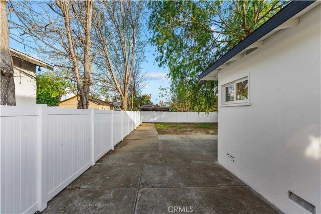 15320 Bledsoe, Sylmar, CA 91342