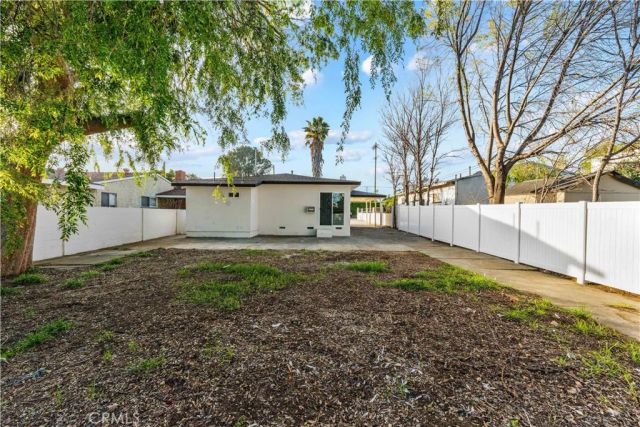 15320 Bledsoe, Sylmar, CA 91342