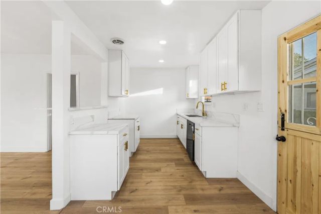 15320 Bledsoe, Sylmar, CA 91342