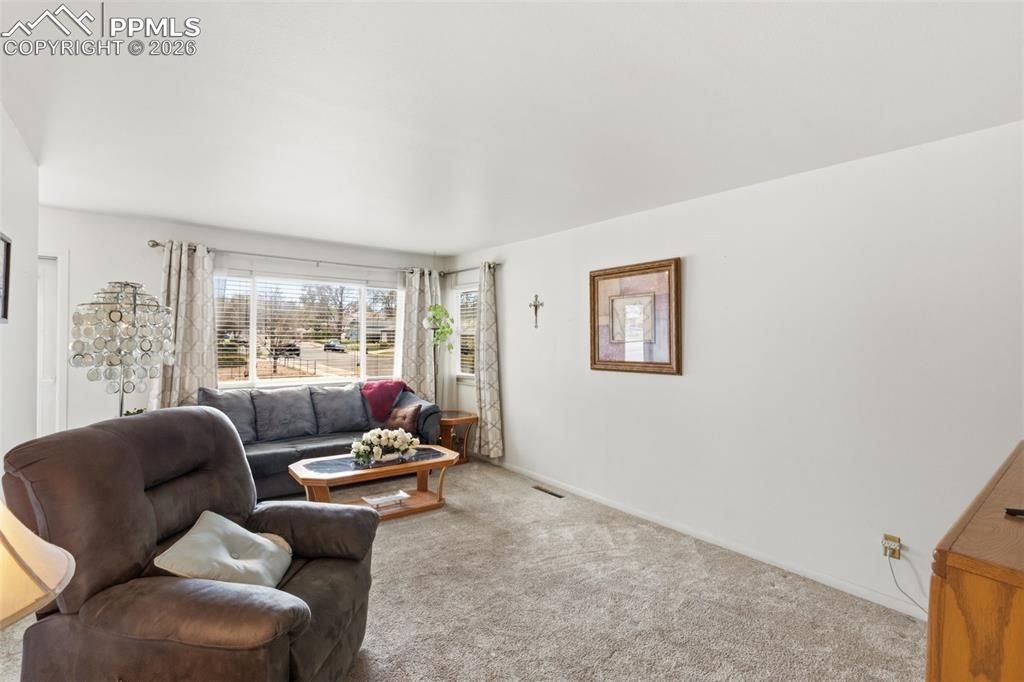 Image 4 of property listing at 1906 Mount Vernon Street, Colorado Springs, CO 80909