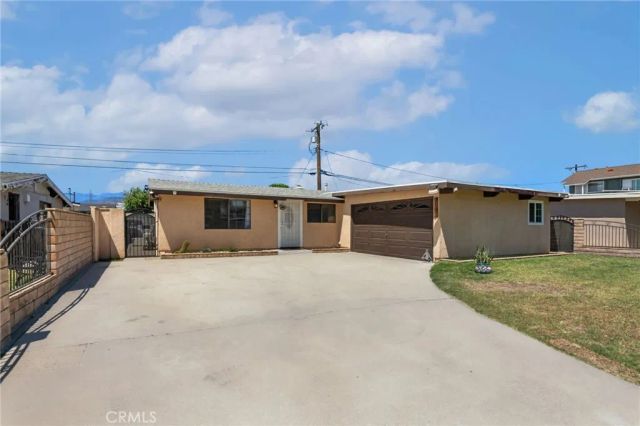 233 W Bygrove Street, Covina, CA 91722