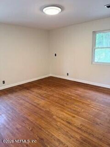 5420 GROVE Avenue, Jacksonville, FL 32211