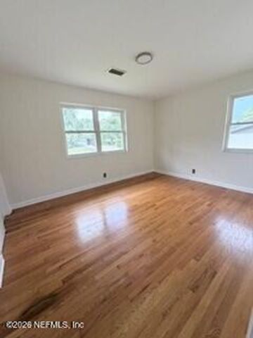 5420 GROVE Avenue, Jacksonville, FL 32211