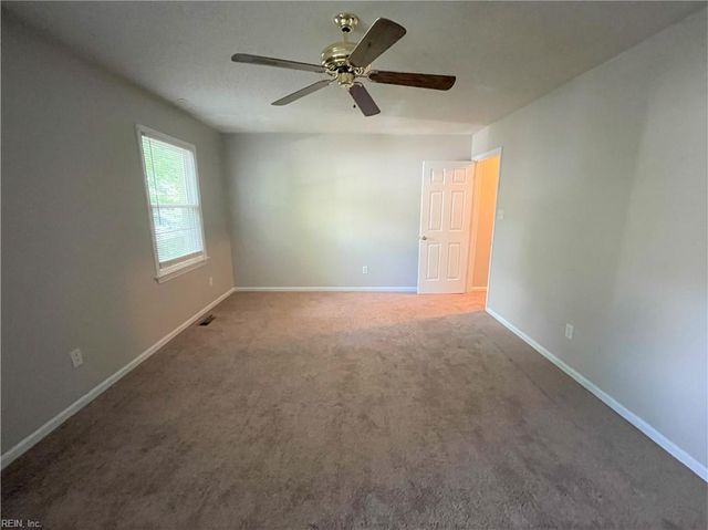 115 Tannin Bark TRL, Yorktown, VA 23692