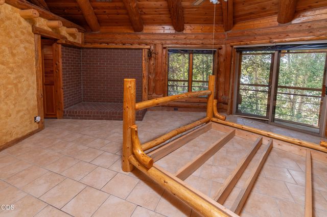 54685 Silver Fox Drive, Bend, OR 97707