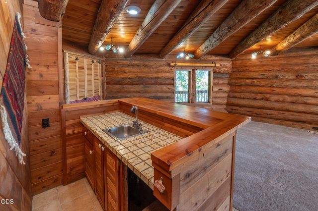 54685 Silver Fox Drive, Bend, OR 97707