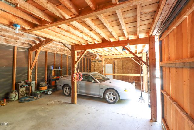 54685 Silver Fox Drive, Bend, OR 97707