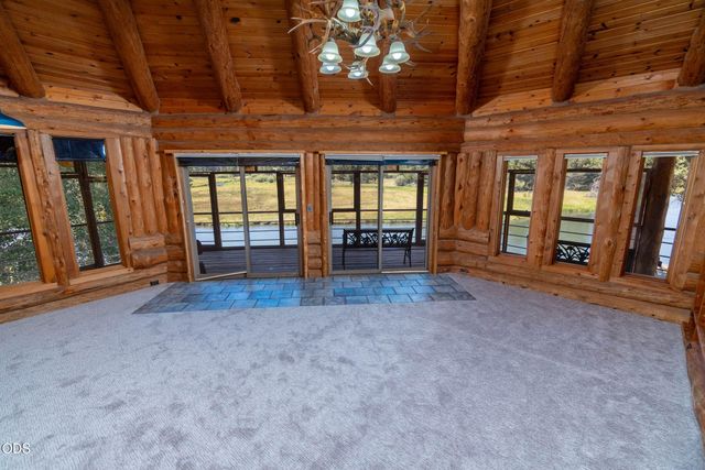 54685 Silver Fox Drive, Bend, OR 97707