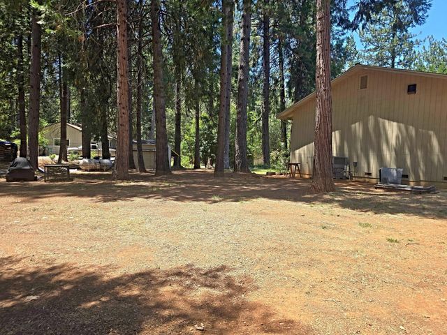 13547 Schooner Hill Dr, Grass Valley, CA 95945