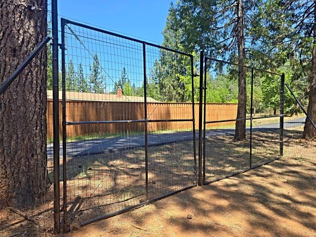 13547 Schooner Hill Dr, Grass Valley, CA 95945