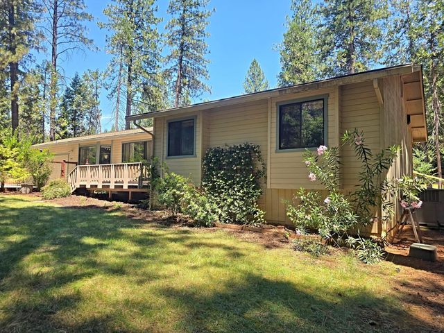 13547 Schooner Hill Dr, Grass Valley, CA 95945