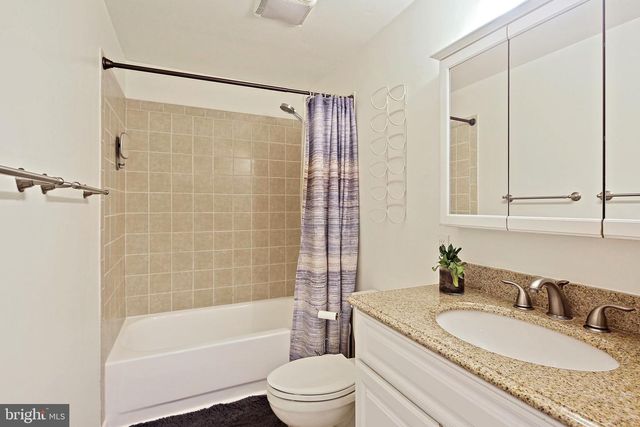 5033 THREE KINGS LN, Columbia, MD 21044