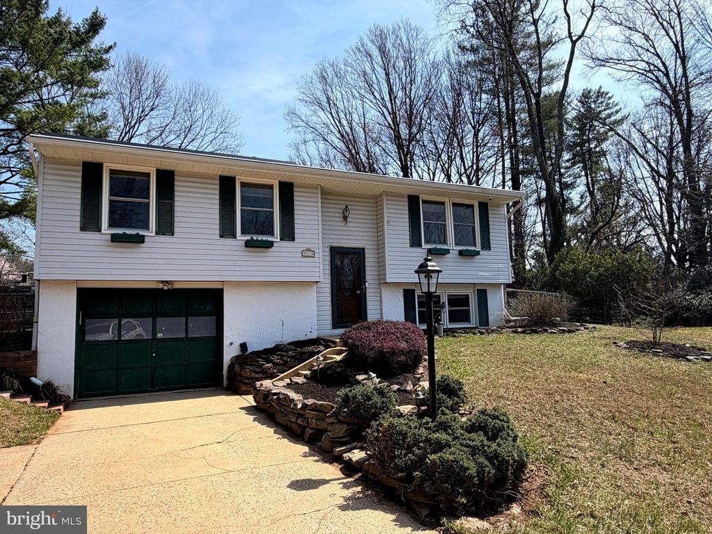 5033 THREE KINGS LN, Columbia, MD 21044