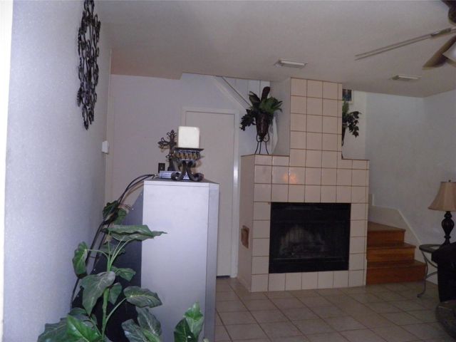 2711 Grants Lake Boulevard 173-Q, Sugar Land, TX 77479