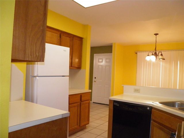 2711 Grants Lake Boulevard 173-Q, Sugar Land, TX 77479