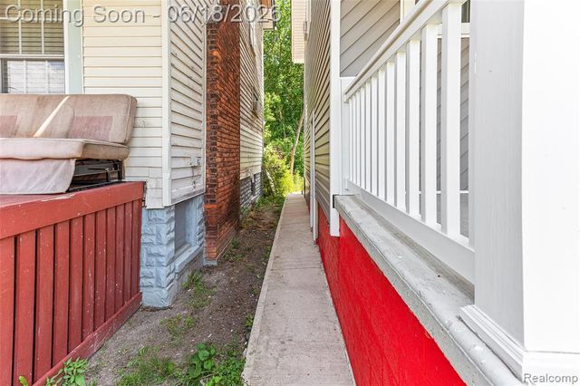 5281 Vancouver Street, Detroit, MI 48204