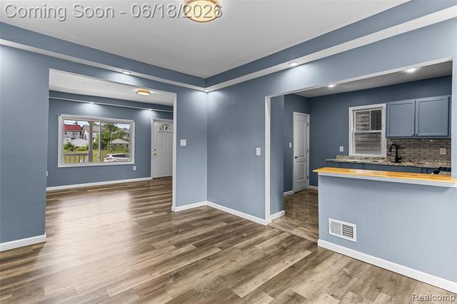 5281 Vancouver Street, Detroit, MI 48204