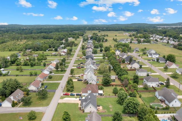 681 Crescent Rd, Murfreesboro, TN 37128