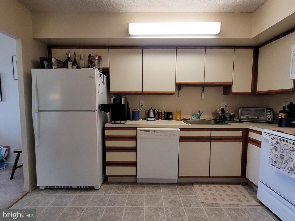 530 S 2ND ST #610, Philadelphia, PA 19147