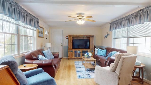 31 Captain Lothrop Rd, Yarmouth, MA 02664