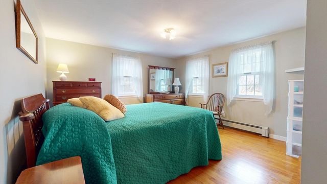 31 Captain Lothrop Rd, Yarmouth, MA 02664